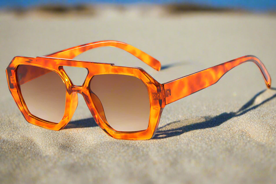Ladies Trendy Thick Frame Summer Shades